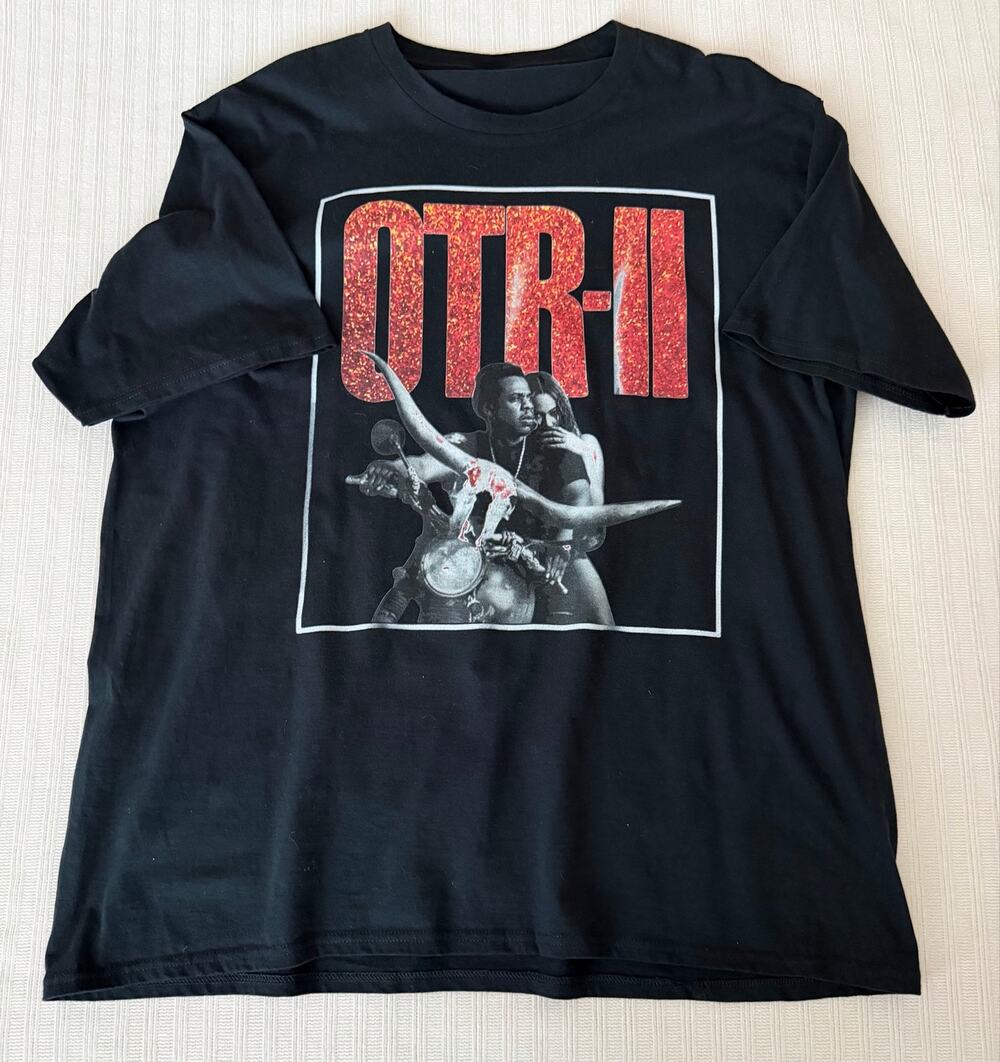 Beyonce Jay-Z OTR II Tour T-Shirt Black On The Run Concert Graphic Tee